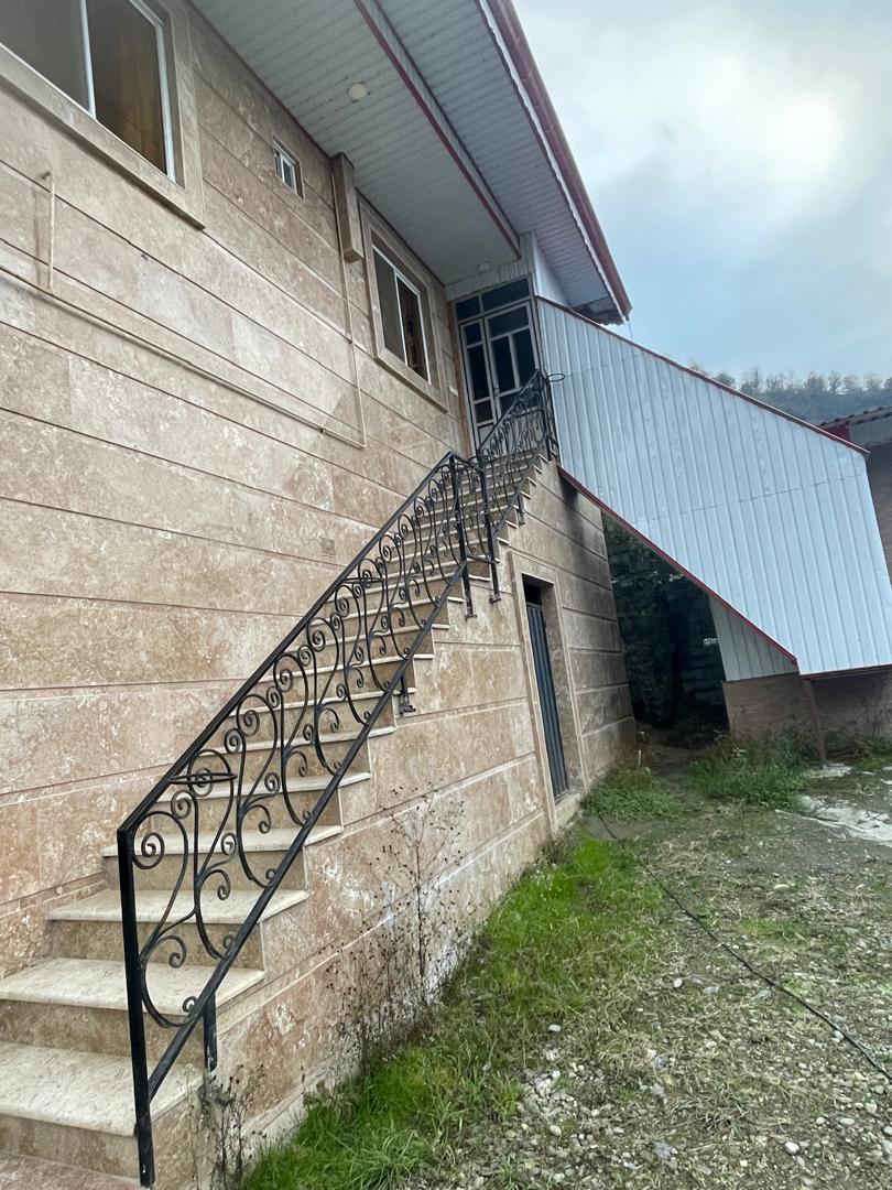 ویلا استخردار در قلعه رودخان