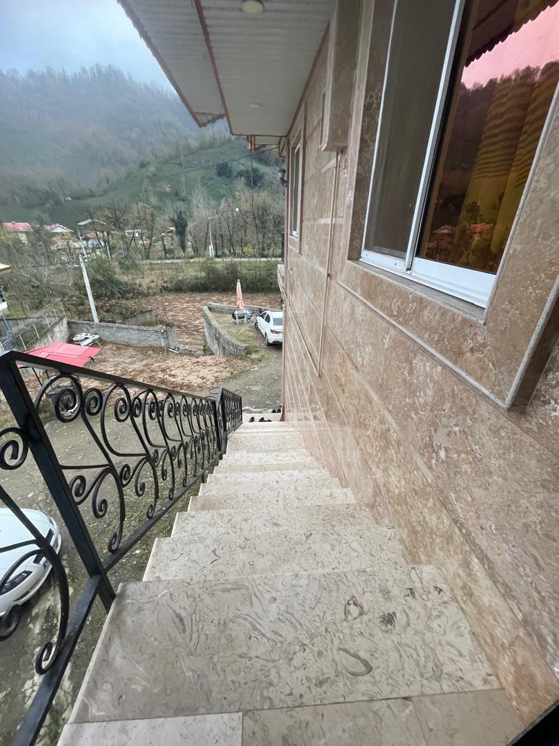 ویلا استخردار در قلعه رودخان