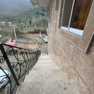 ویلا استخردار در قلعه رودخان