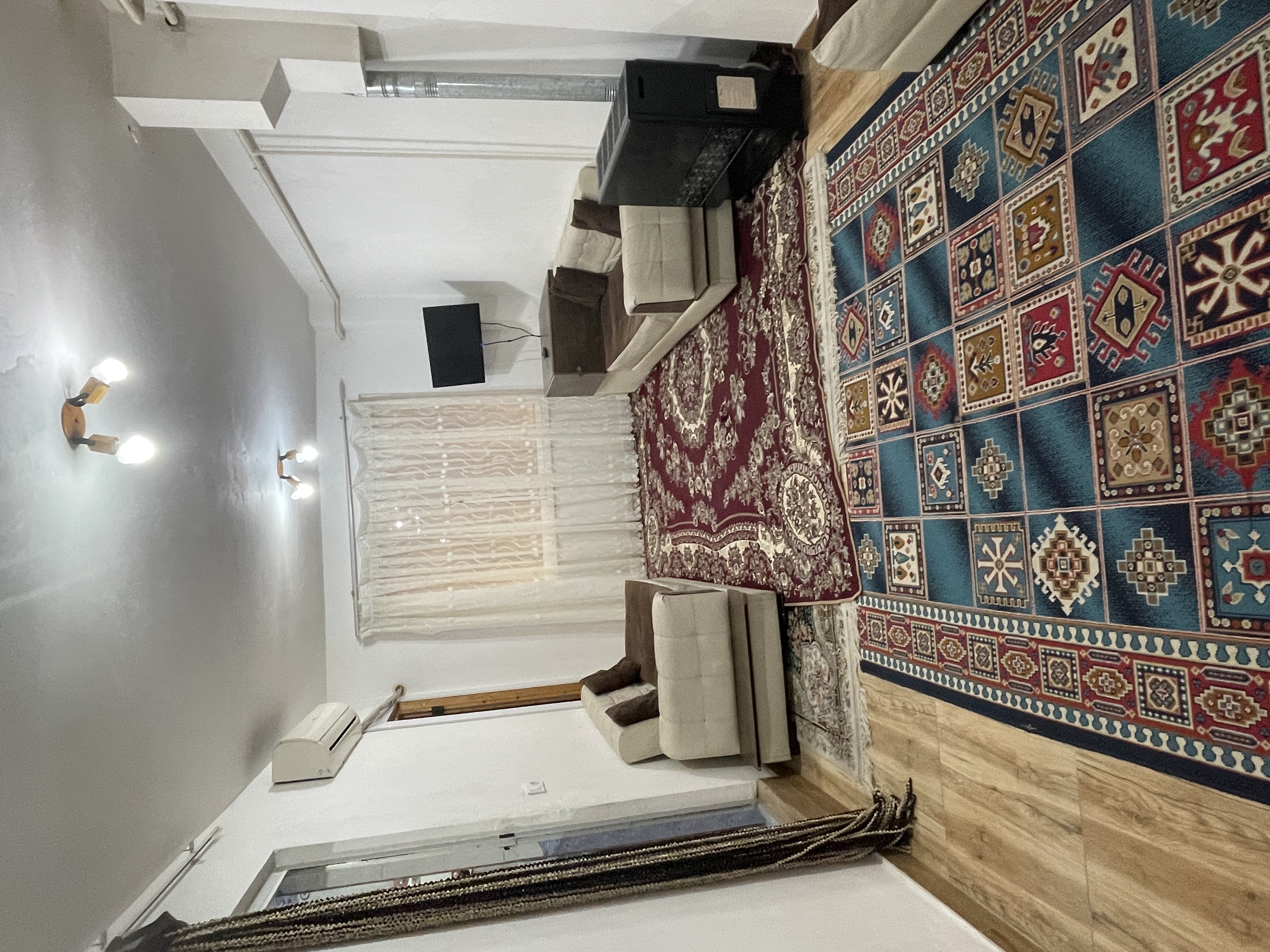 ویلا استخردار در قلعه رودخان